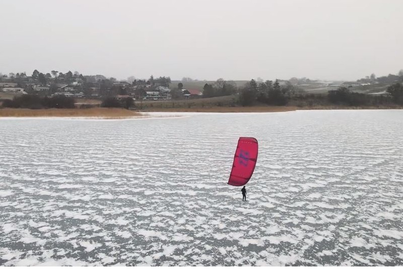 Kite sur glace avec Nick Jacobsen !