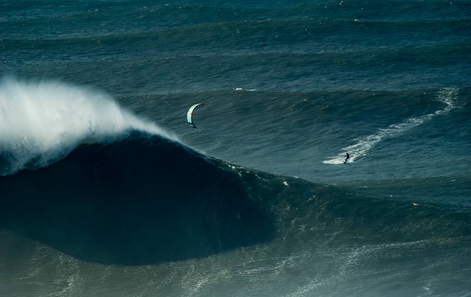 Kitesurf wave / World Record !!