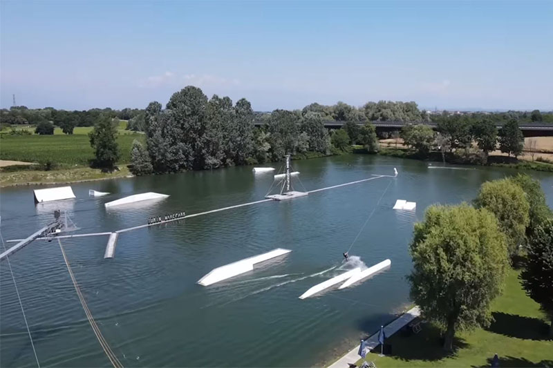 Session dans un wake park à Turin avec JB ONeill !