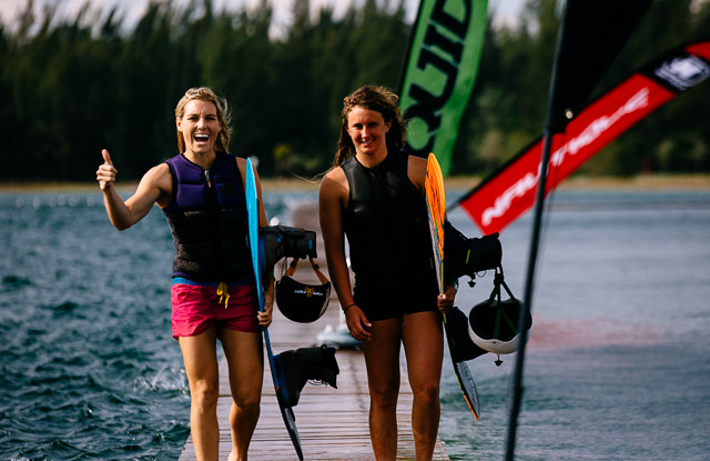 Les filles aussi déroulent du câble